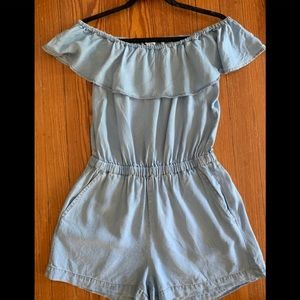 Splendid Off-the-Shoulder Chambray Romper Sz Med